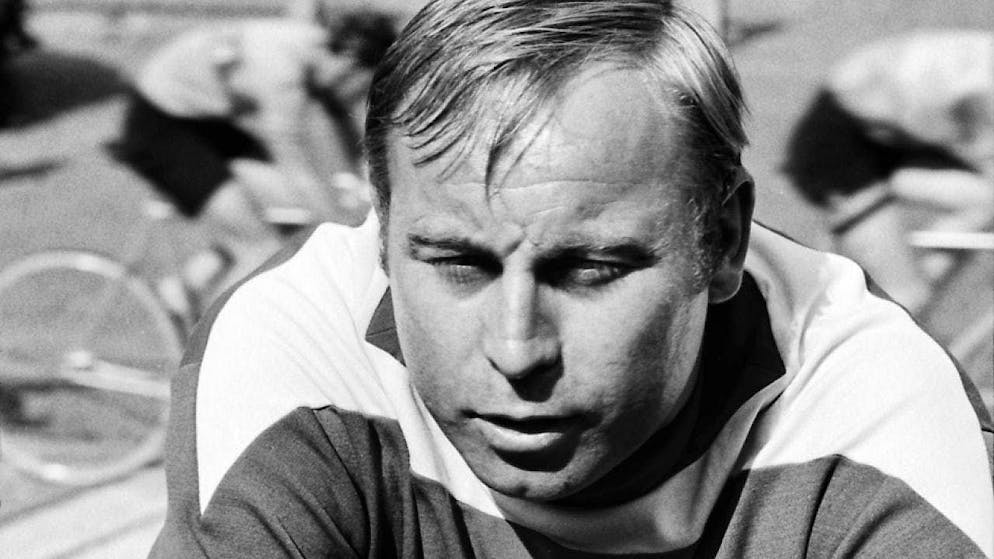 Josef "Sepp" Helbling, former racing cyclist and coach of Swiss track cyclists, pictured on July 21, 1969 on the open track in Oerlikon.