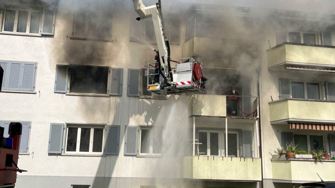 Nordschweiz. Eine Person nach Explosion und Brand in Reinach BL leicht verletzt