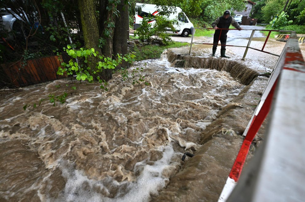 Überschwemmter Fluss, Bach, Botic während starker Regenfälle in Kocanda bei Jesenice, Prag West, Tschechische Republik, am 14. September 2024. 