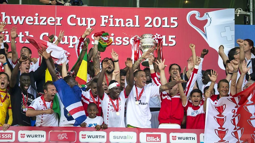 Sports chief Elsad Zverotic is looking forward to seeing you in Lucerne - Gallery. 2015 gewann Zverotic (left removed) with the FC Sion den Schweizer Cup