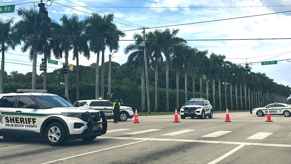 Indagini in corso. Spari nelle vicinanze di Trump mentre giocava a golf a Palm Beach. Trovato un Ak-47