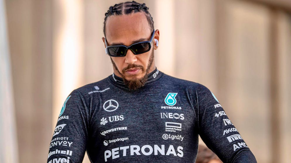Lewis Hamilton partira depuis la voie des stands à Bakou.
