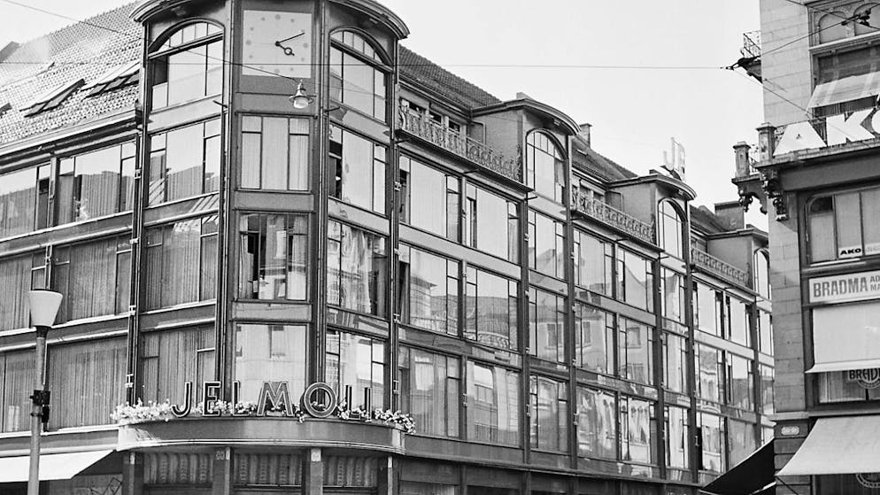 Jelmoli a Zurigo nel 1952.