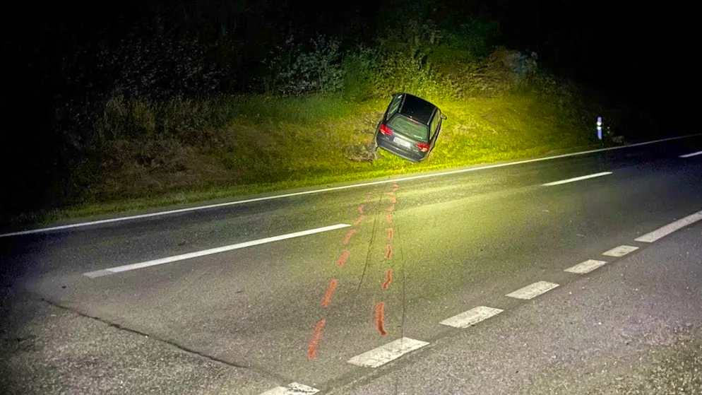 A 36-year-old man sustained moderate injuries in a car accident in Ramosch GR.