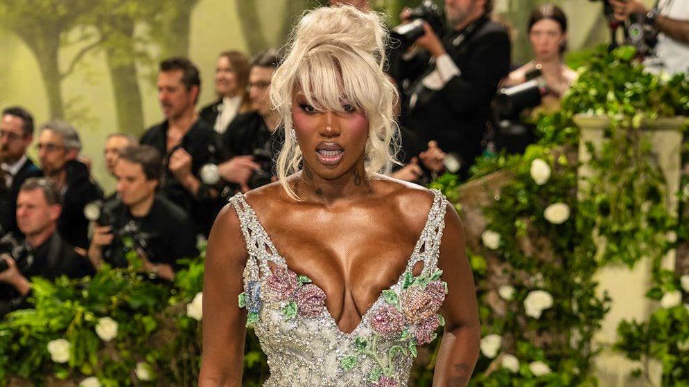 Première artiste française à servir d'inspiration. Aya Nakamura réagit à sa poupée Bratz