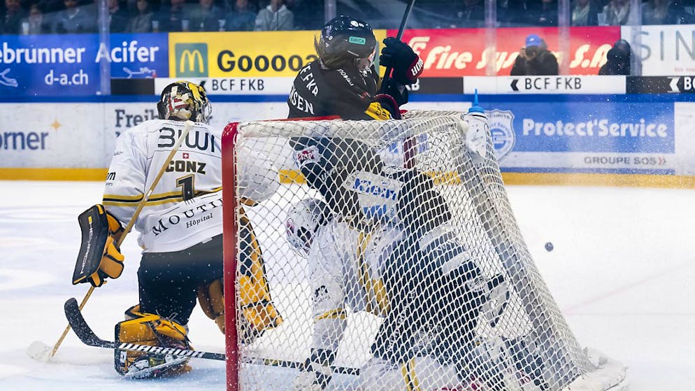 Gottéron démarre bien: 4-1 face à Ajoie - Gallery. Conz a brillé devant le filet ajoulot mardi soir