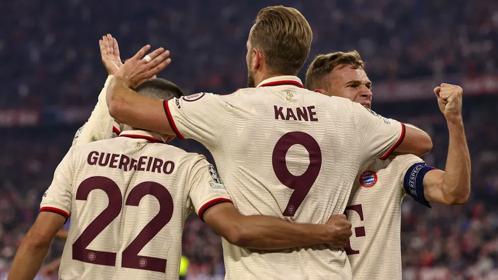 11 goals in Munich. Kane scores four goals in a wild game - three of them from the penalty spot