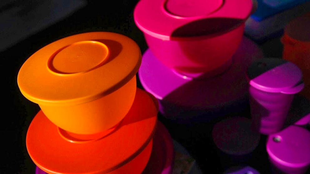 Da qualche tempo le azioni Tupperware sono in forte calo.