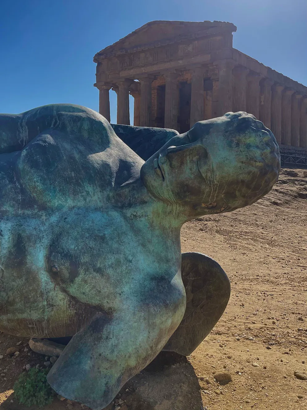 Reisebericht Südsizilien: Ausflugsziele. Im Valle dei Templi gibt es mehrere Tempel zu entdecken, die alle ihrer eigenen Gottheit gewidmet sind. 