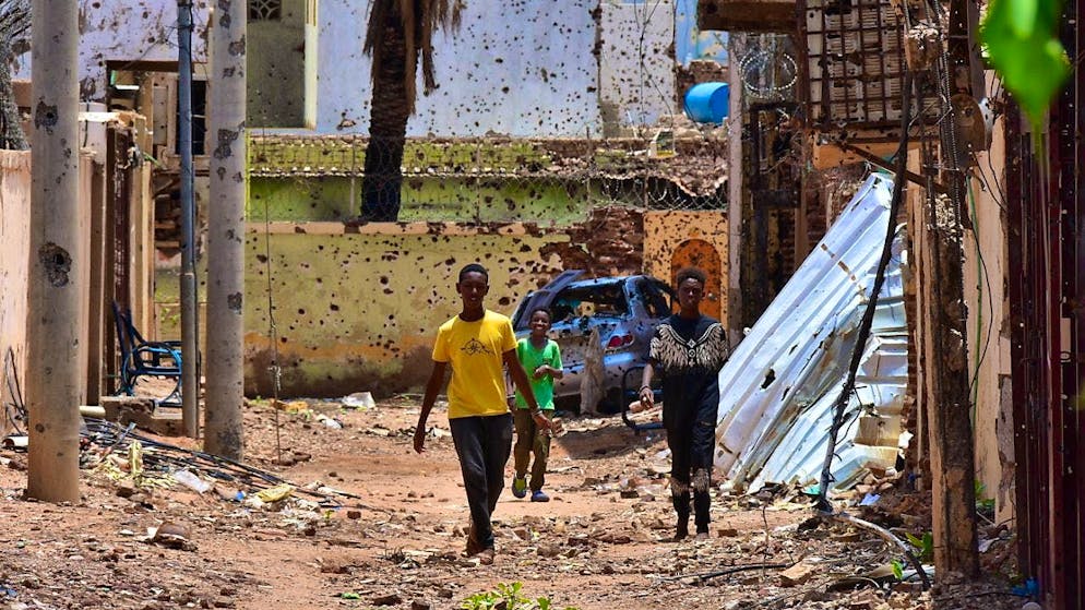 ARCHIVE - A bloody power struggle has been raging in Sudan for almost 16 months. According to the UN, the conflict has triggered the world's largest refugee crisis. Photo: Mudathir Hameed/dpa