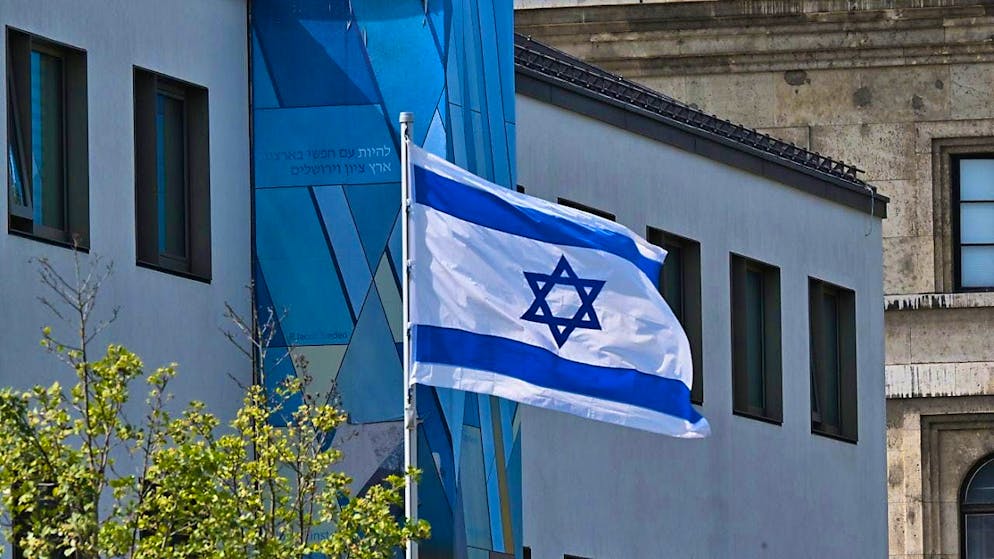 ARCHIVE - Charges have been brought against a citizen of Israel. He was recruited by Iran to kill Netanyahu. Photo: Peter Kneffel/dpa