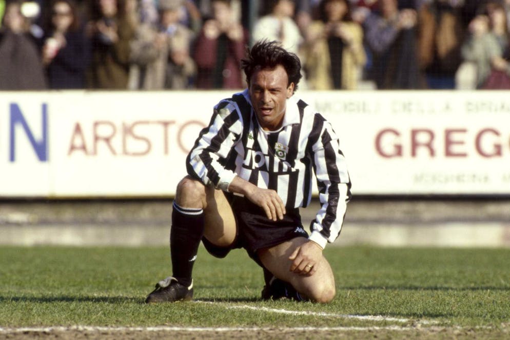 Salvatore "Totò" Schillaci con la maglia della Juventus nel 1990 