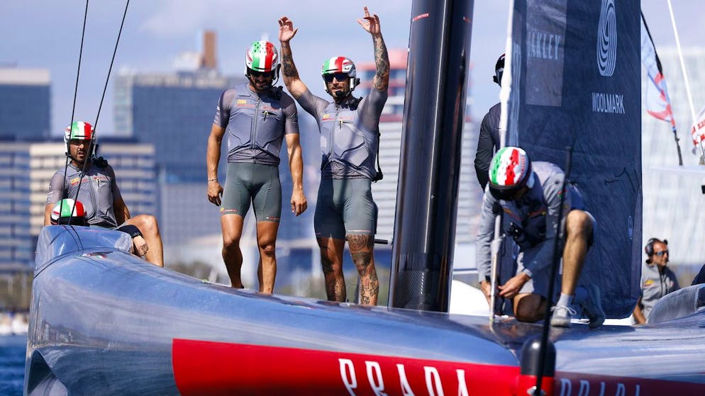 Luna Rossa est en finale à Barcelone.