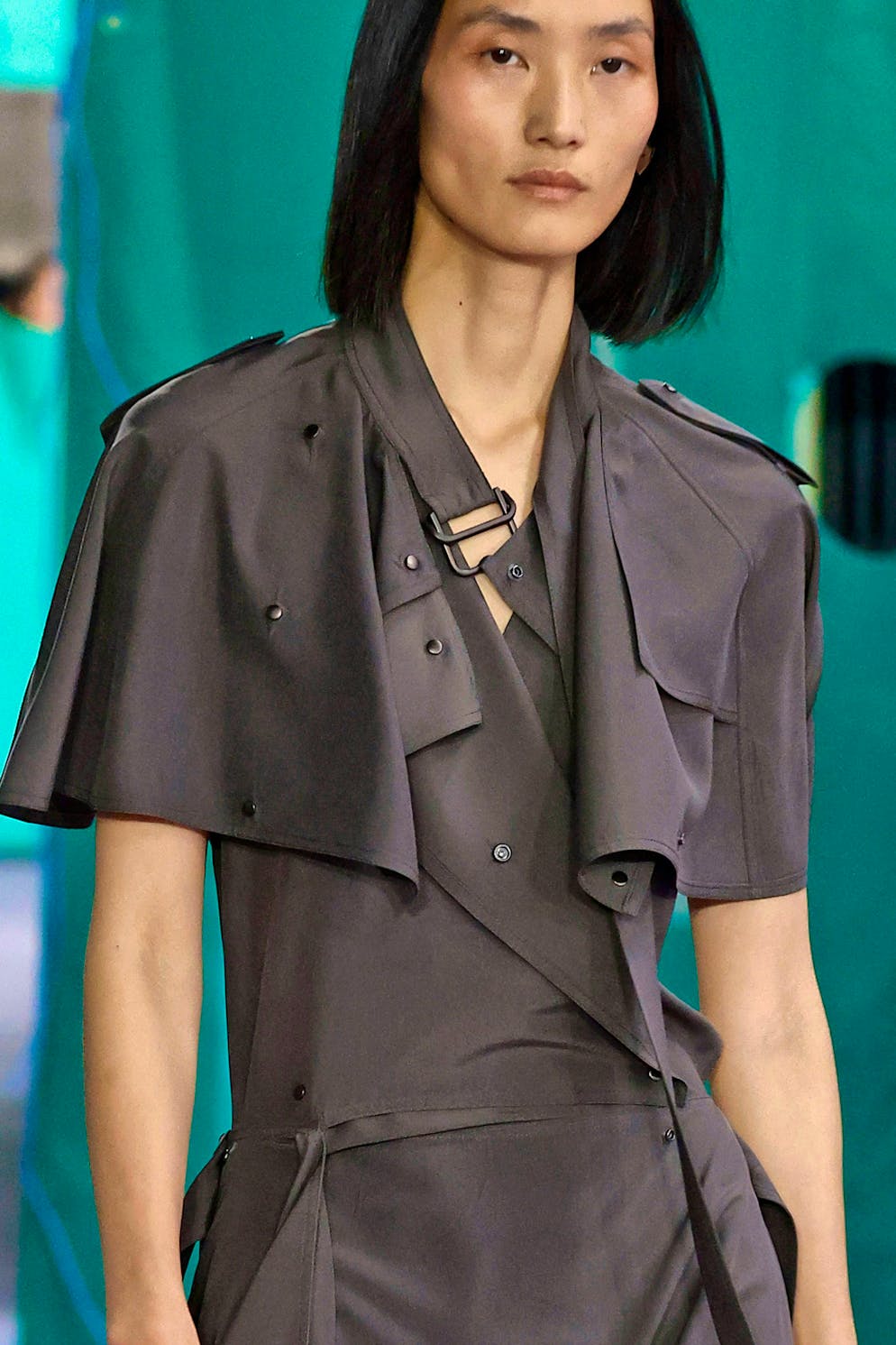 London Fashion Week 2024. The Burberry collection at this year's London Fashion Week was rather plain. "The collection was more commercially focused and included a range of wearable pieces," writes "Cnn".