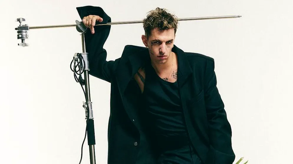 Musica. Achille Lauro torna con un nuovo singolo: «Un grido d'amore dal cuore di Roma»