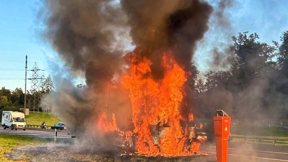 L'origine del sinistro non è ancora chiara.