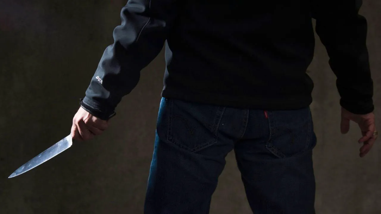 Knife attack. Man injures colleague with knife in restaurant in Conthey VS