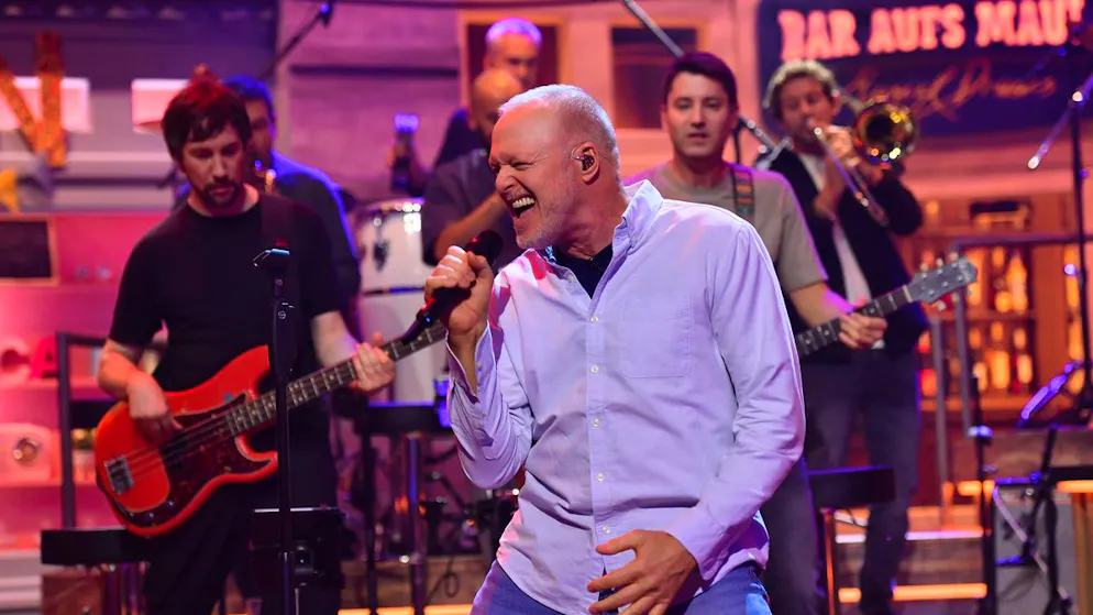 RTL rejoices after show launch. Stefan Raab breaks 