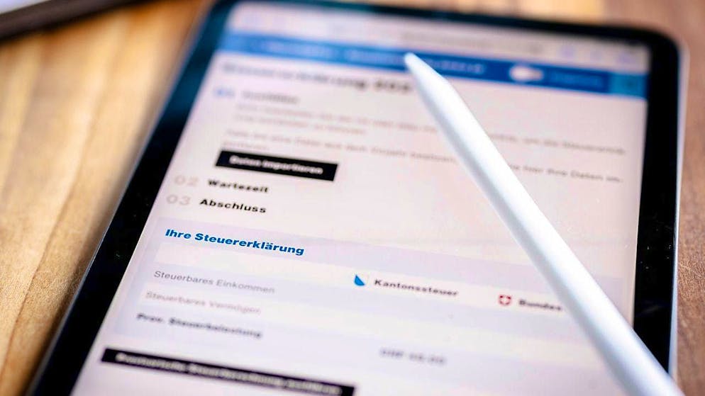 Companies are to pay less tax in future. The cantonal council approved a further tax cut. However, the left-wing side of the council wants to launch a referendum. (symbolic image)