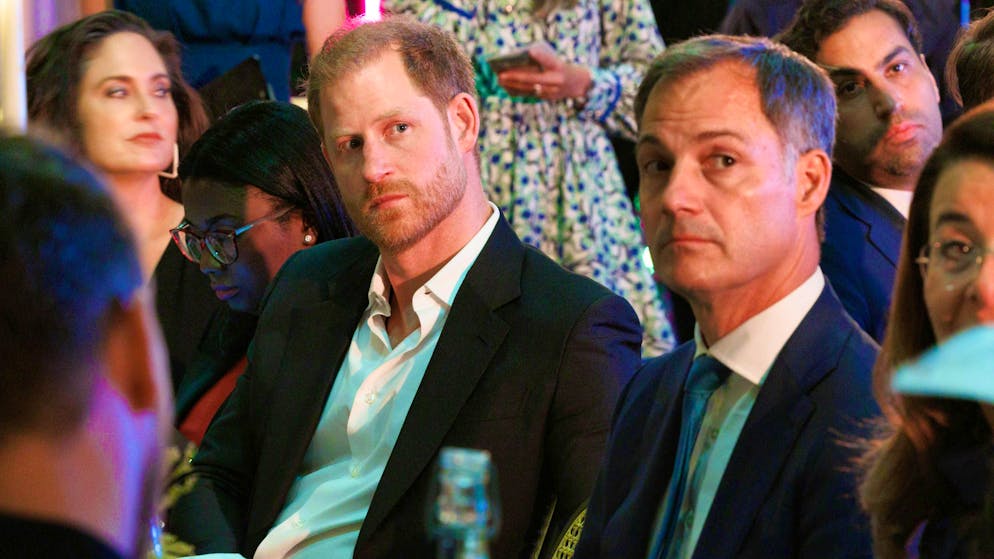 Harry attended the WHO charity event without his wife - Belgian Prime Minister Alexander De Croo is seated on the right.