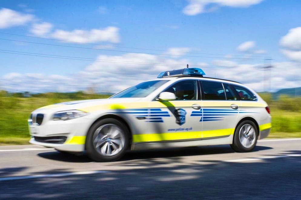 The police were able to arrest the burglar on the spot. (symbolic image)