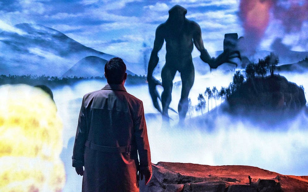 Das sind die Easter Eggs aus dem Psycho-Tatort. Caspar David Friedrich, das Land Mordor aus «Herr der Ringe» oder einfach nur eine eingebildete Mischung aus beidem? Psychologe Tristan Grünfels (Matthias Brandt) erlebt in einer Kunstgalerie so oder so Seltsames. 