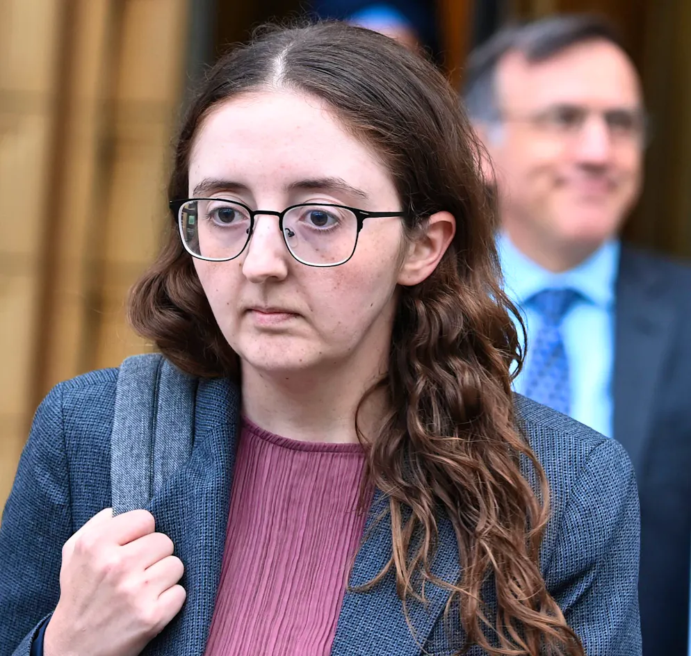 Caroline Ellison avait été un témoin important de l'accusation au procès de Sam Bankman-Fried, superstar déchue des cryptomonnaies qui avait été condamné à 25 ans de prison pour l'une des pires fraudes financières de l'histoire récente.