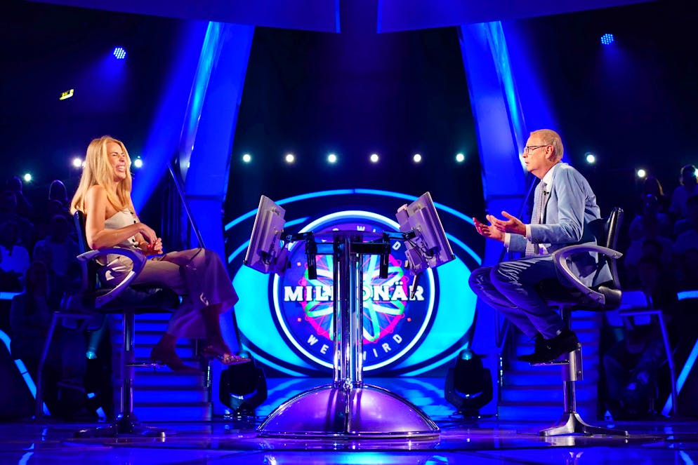 "Who Wants to Be a Millionaire" contestant Elisabeth Albrecht works in a beauty clinic. This makes presenter Günther Jauch curious.