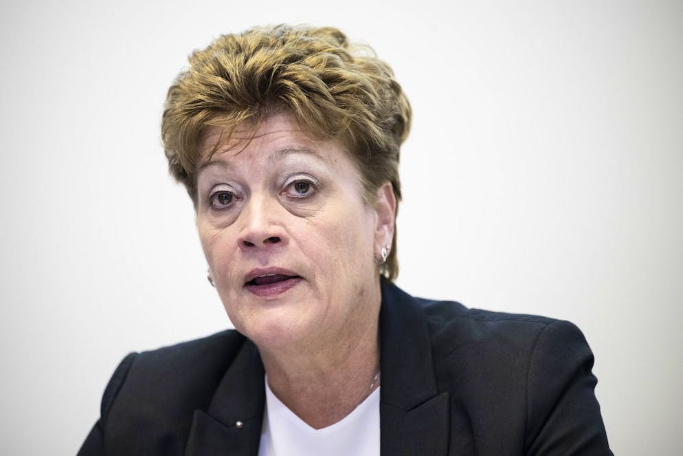 A titre personnel, Silvia Steiner ne voit pas l'intérêt de disposer de téléphones portables en classe ou dans la cour de récréation. (archives)