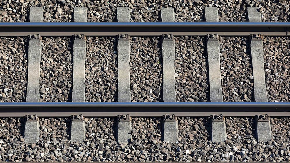 La ligne de train entre Brigue et Zermatt sera à l'avenir surveillée par IA dans le cadre d'un test. (Photo d'archives)