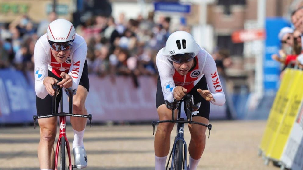 Von de Schweizer Zeitfahr-Assen is completely Stefan Bissegger (r.) in the Mixed-Team-zeitfahren. Stefan Küng (l.) set for the road racing on the Sonntag auf Erholung