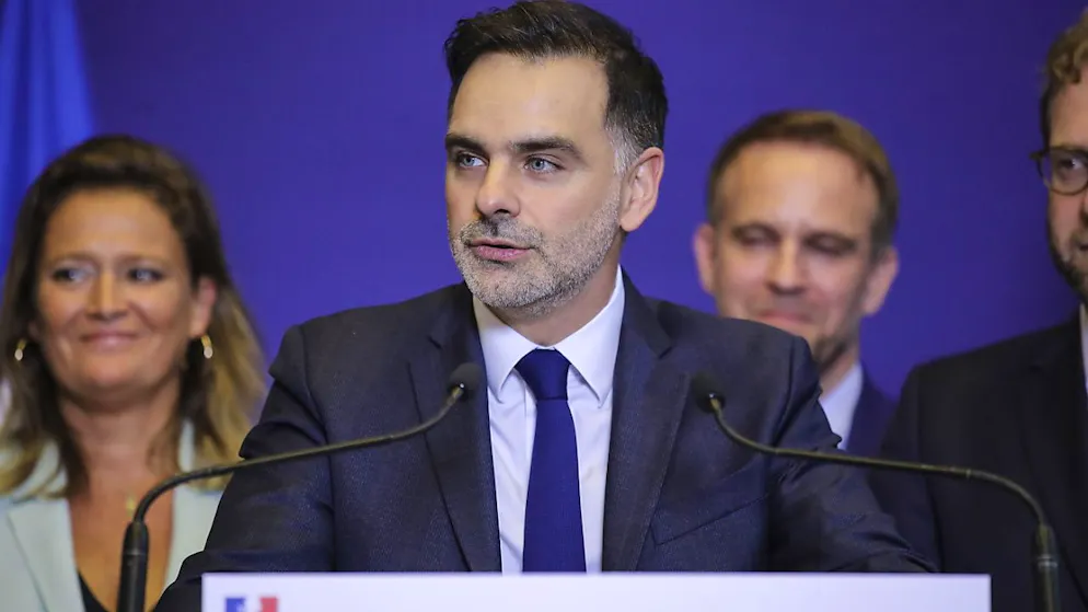 Le déficit public français "risque de dépasser" 6% du PIB cette année, contre 5,1% initialement attendus, a averti le ministre du Budget Laurent Saint-Martin.