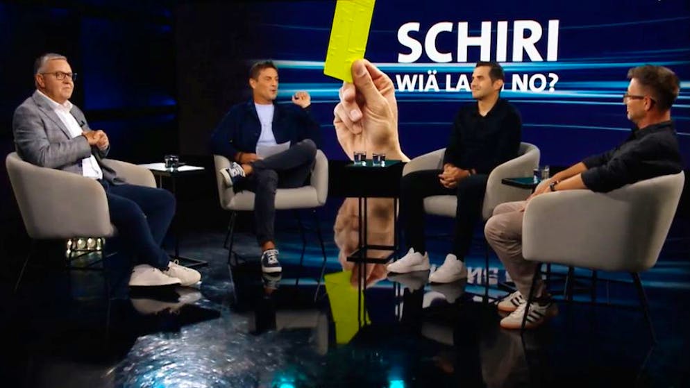 Das hast du noch nie gehört. Schiris legen erstmals ihre VAR-Kommunikation offen