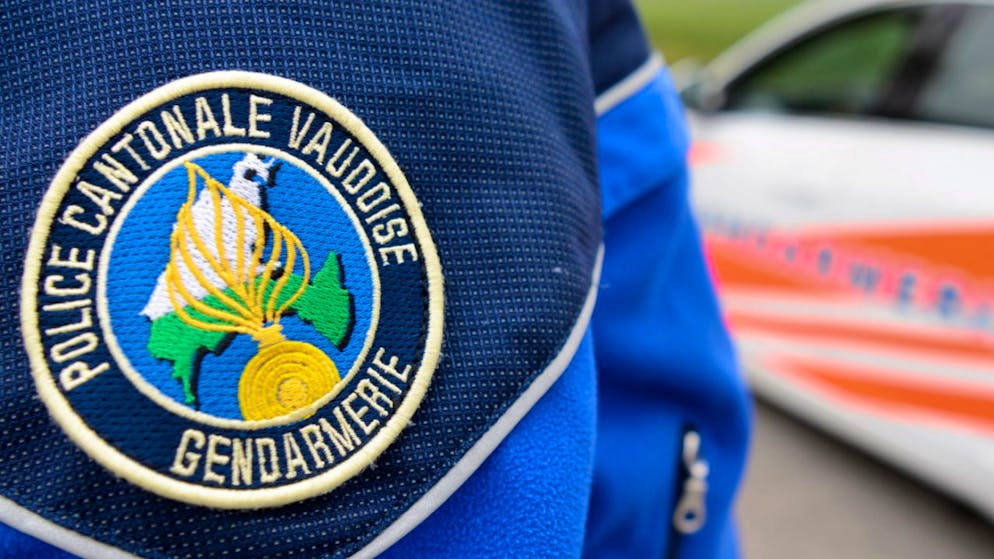 La gendarmerie vaudoise met en garde contre les escroqueries mettant en scène de faux policiers ou faux conseillers bancaires (photo d'illustration).