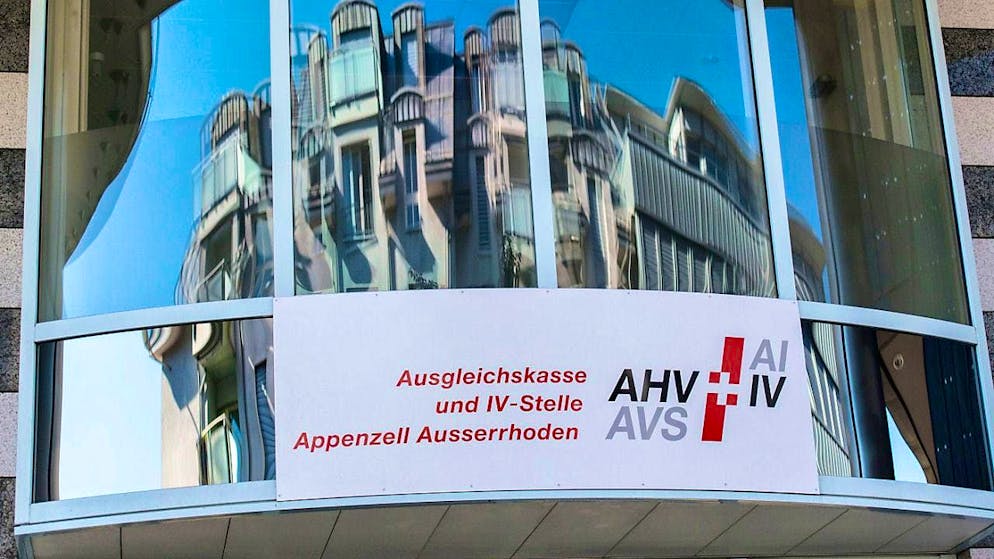 With the new regulation of survivors' pensions, the federal government also wants to save millions on AHV.