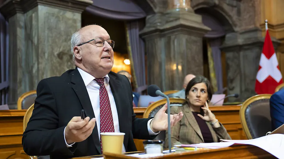 Cette motion conduira à la fin du choix du médecin pour les patients, a averti Pierre-Yves Maillard (PS/VD), en vain.
