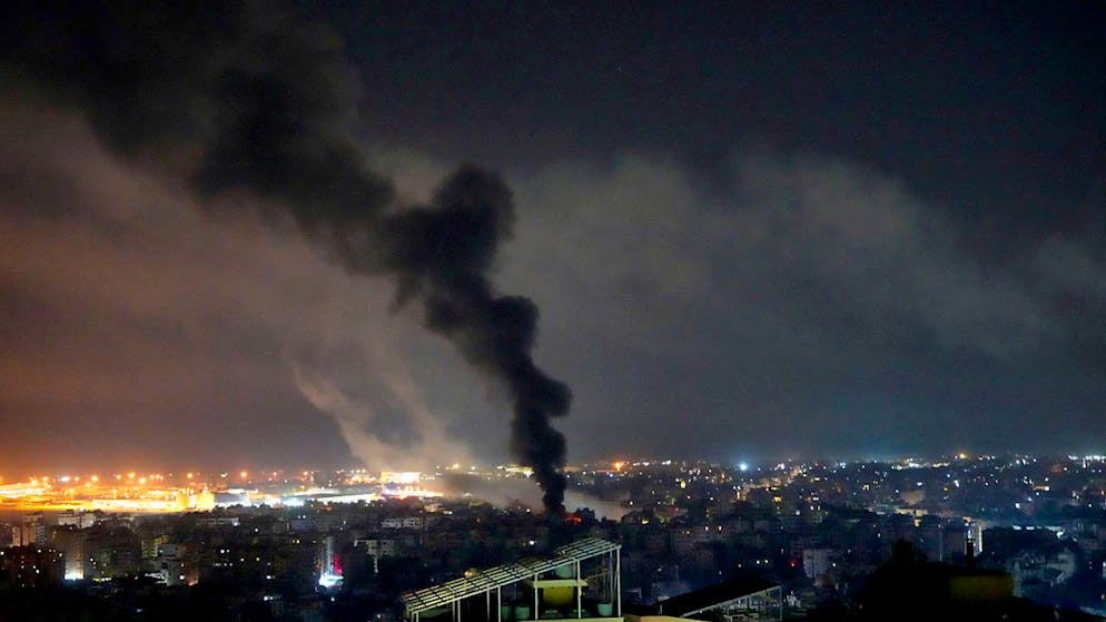 Continue to enter Israeli airspace in the southern part of Beirut. Photo: Hassan Ammar/AP/dpa