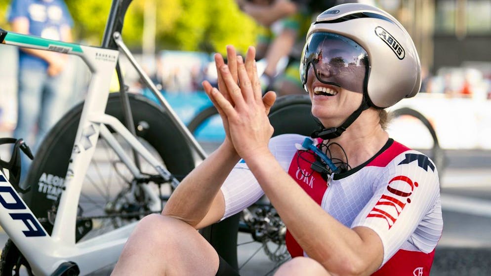 Celine Van Till (à gauche) a été battue par la Danoise Emma Lund lors de la course sur route.