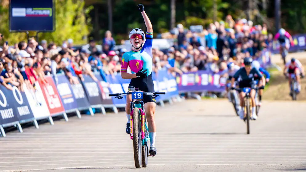 VTT. «Elle est pour Muriel» - Sina Frei tient sa première victoire en Coupe du monde !