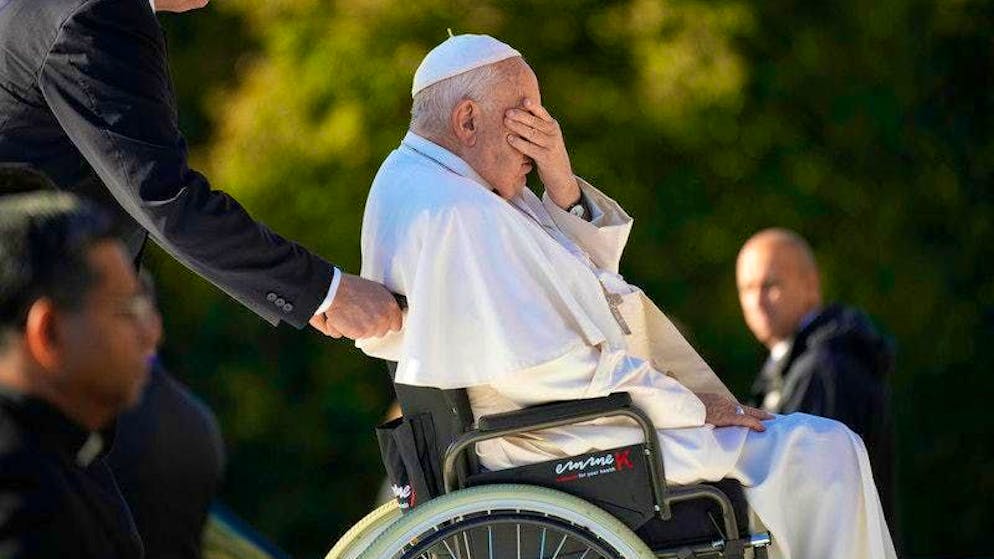 In ospedale da venerdì. Quadro clinico complesso per il Papa, necessario cambiare di nuovo terapia