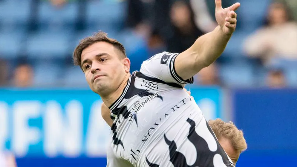 Nicht der Tag von Shaqiri. Kurioser Freistoss, Field-Goal und frühe Auswechslung