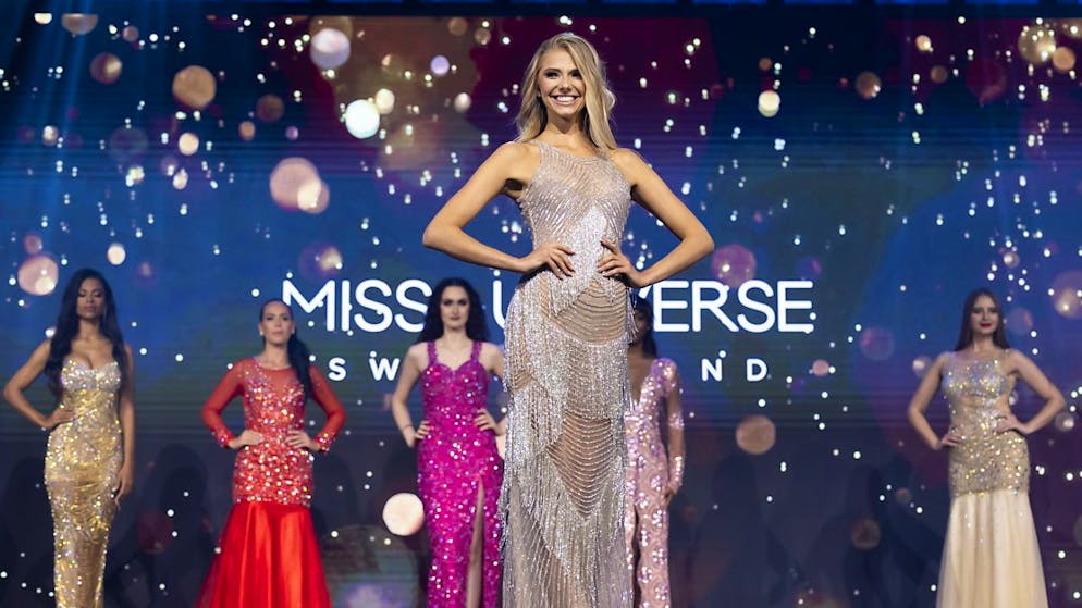 Laura Bircher bei ihrem Auftritt an der Miss-Universe-Wahl Switzerland in Bern.