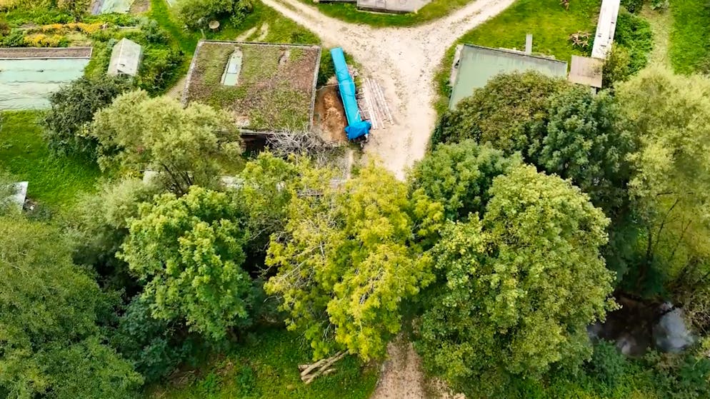 Part 1/4. Where the Swiss only come home abroad