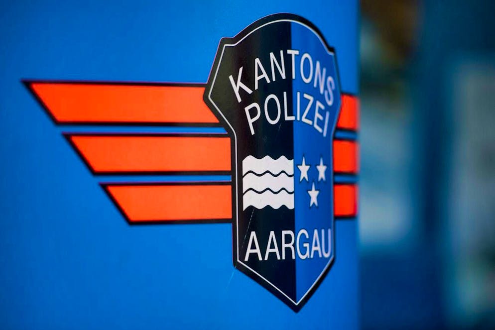 Kaisten AG Concrete mixer loses drum load spills over road blue News