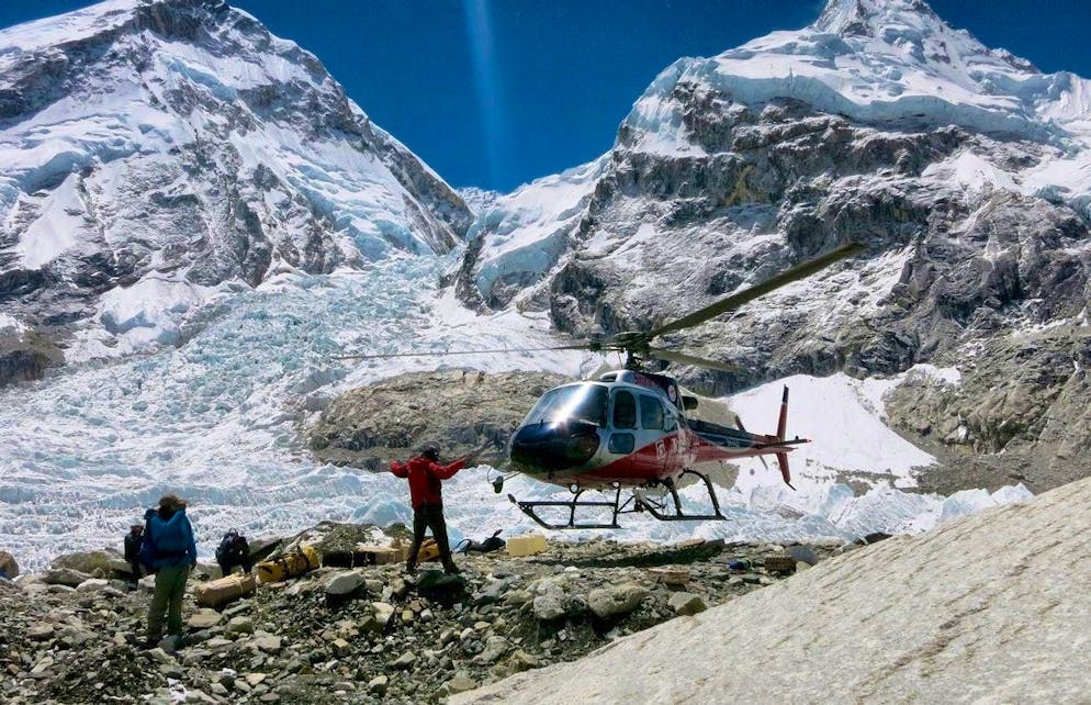Helicopters are no longer just for emergencies, but also for convenient transportation of tourists.