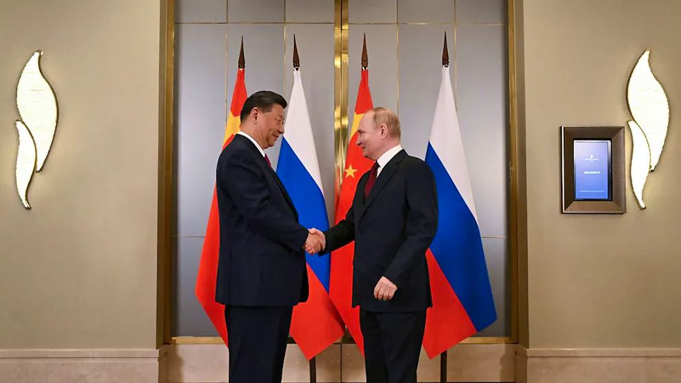 Xi Jinping et Vladimir Poutine disent s'opposer à "l'hégémonie occidentale", en particulier à ce qu'ils considèrent comme la domination américaine sur les affaires mondiales (archives).