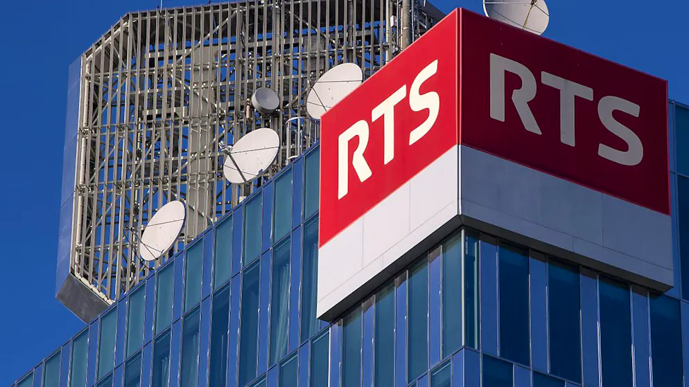 Face aux restructurations prévues en 2025 à la RTS, son personnel propose 20 recommandations et un appel inédit aux cadres pour éviter le plus de licenciements possible (archives).