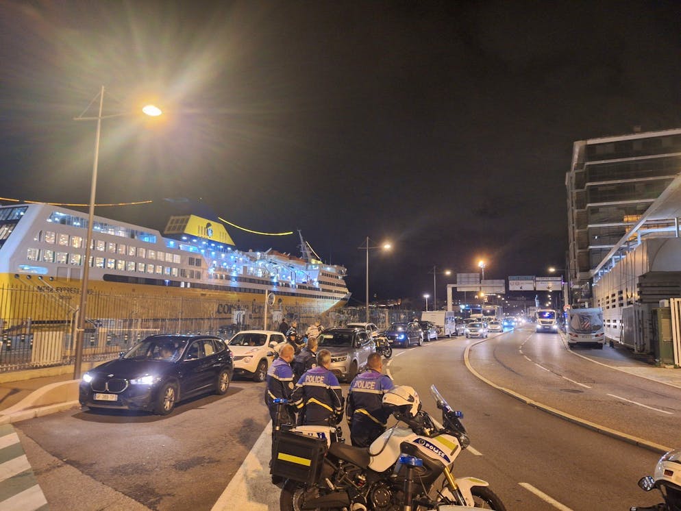 Chaos Korsika. Ein Streik führt auf Korsika zu Chaos. 