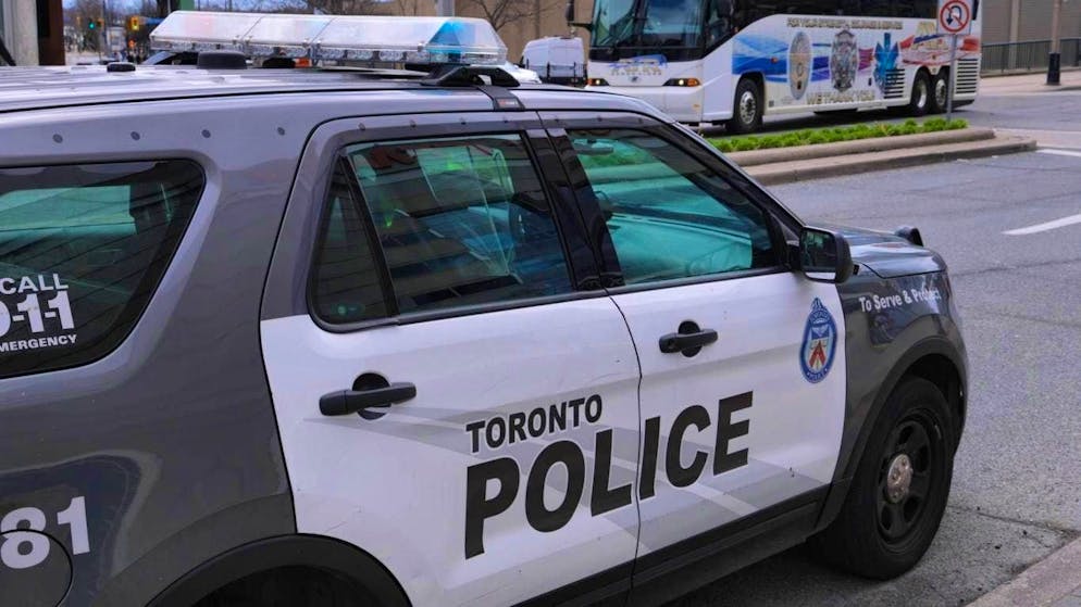 A woman is said to have killed three people within three days in the east of the country - in the metropolis of Toronto, in Niagara Falls and in Hamilton in the province of Ontario.