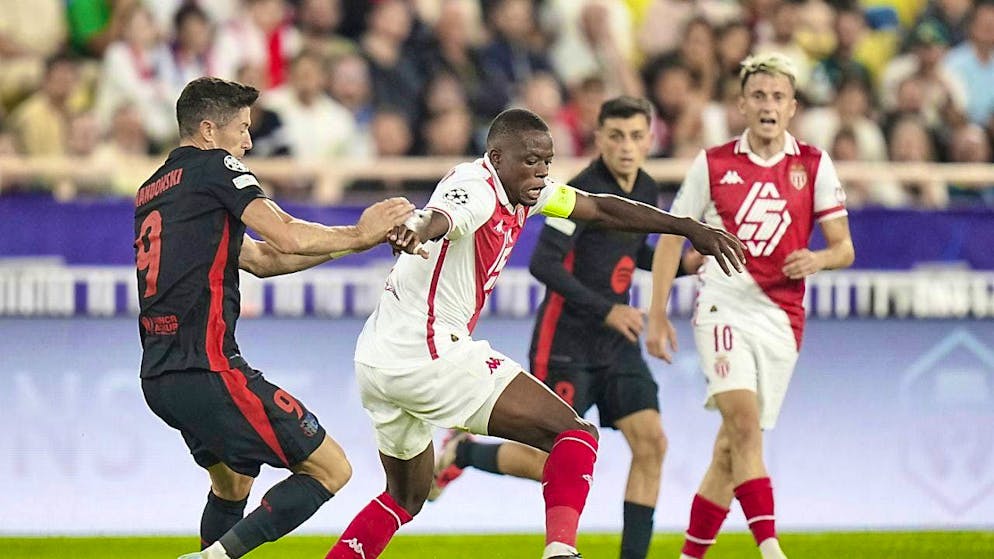 Denis Zakaria and Monaco celebrate their next win in the league